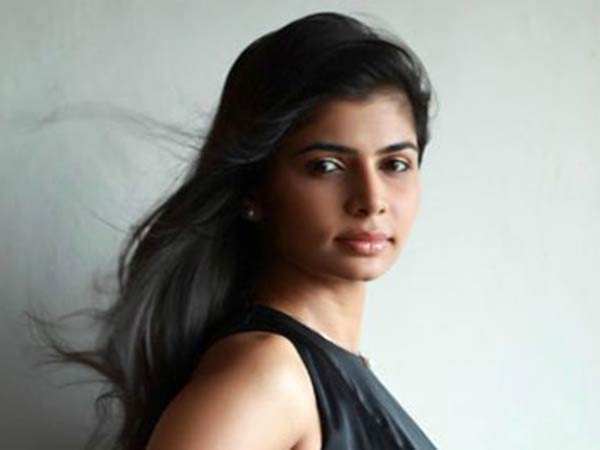 ஆசி பெறும் படம் 