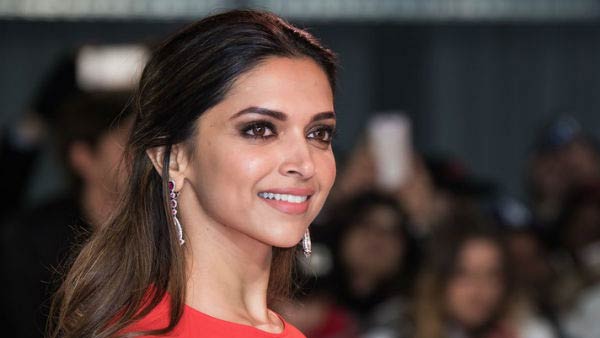 சமாளித்த தீபிகா 