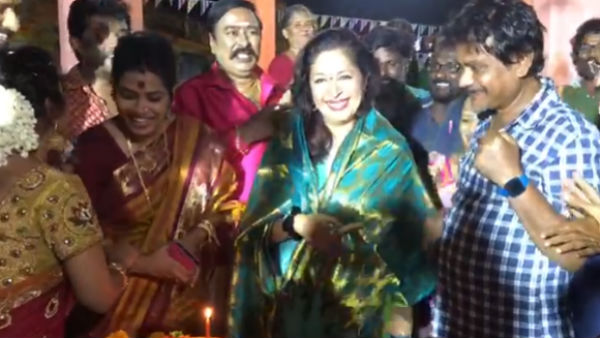 Actress Roobini celebrates her birthday today Actress Roobini celebrates her birthday today