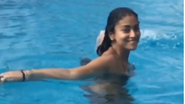 கிறங்கடிக்கும் வீடியோ 