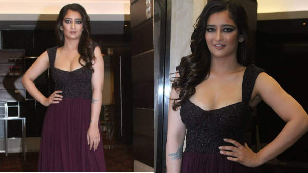 akshara haasan comes in attractive costume