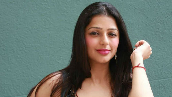 கவர்ச்சி ரோல் 