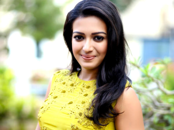 அவர் கோபக்காரர் 