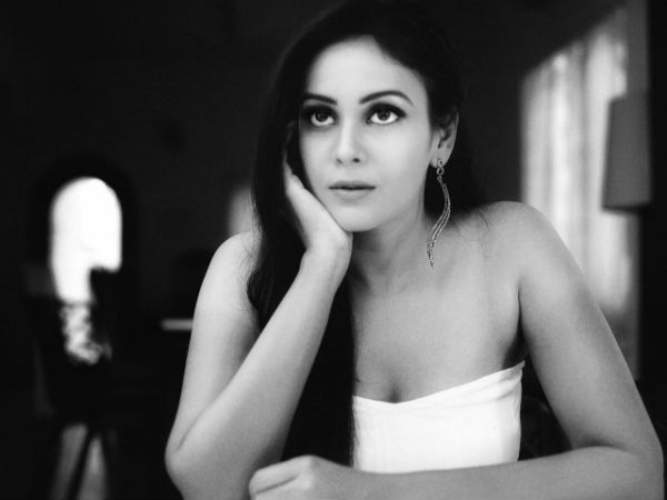  Chandini post new photos in twitter