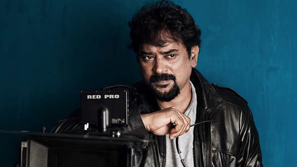 சந்தோஷ் சிவன் கேமரா 