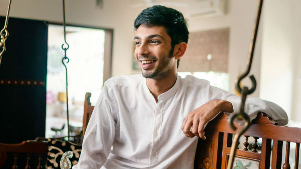 முத்த சர்ச்சை முத்த சர்ச்சை