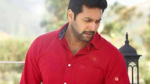 செகண்ட் லுக் 