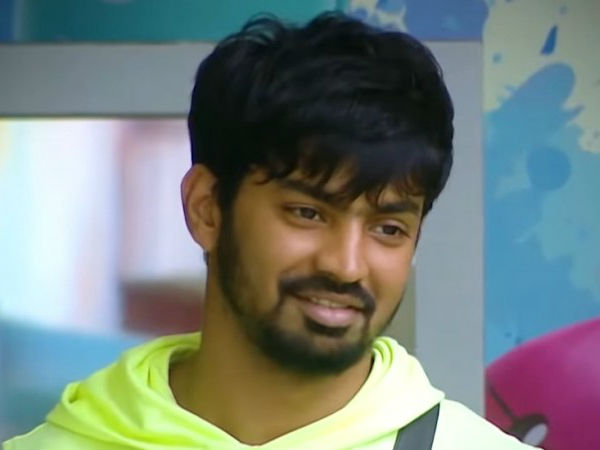 ரெட் கார்டு 