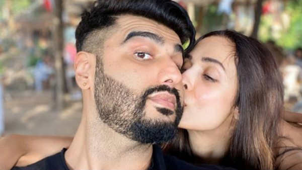 அர்ஜுன் கபூருடன் அர்ஜுன் கபூருடன்