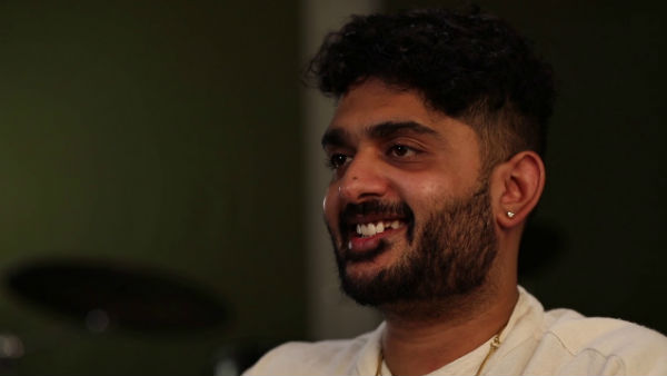 சித் ஸ்ரீராம் குரலில்