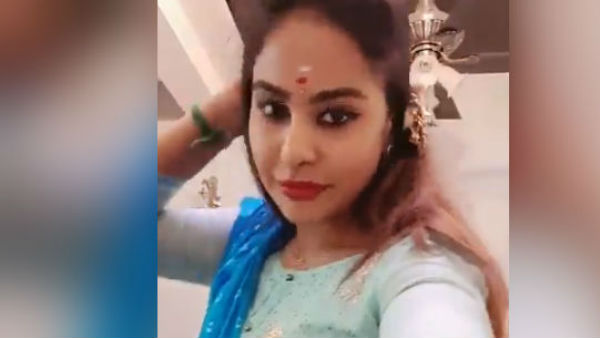 எச்சரிக்கை போர்டு எச்சரிக்கை போர்டு