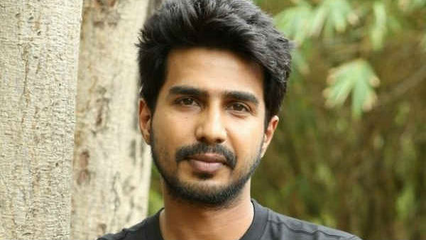 வாய்ப்புகளை இழந்தேன் 