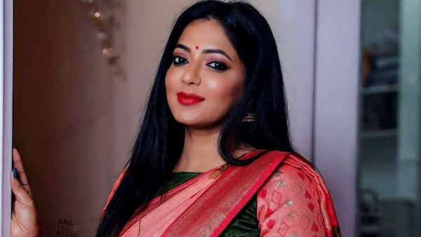 காதலருடன் ஜாலி 