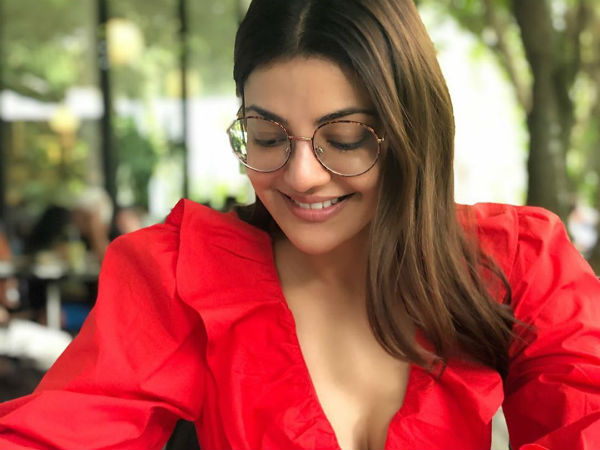 85 வயது பாட்டி 