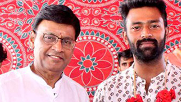 தந்தையுடன்