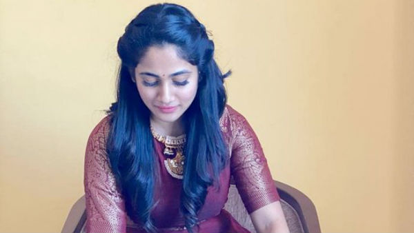 நிர்வாணமாக நிர்வாணமாக