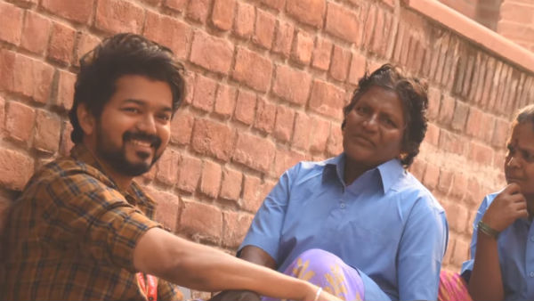 ரூ. 220 கோடிக்கு விநியோகம் 