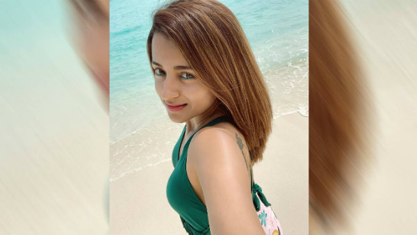  பிகினி உடையில் 