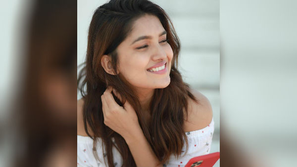 Vani bhojan photoshoot