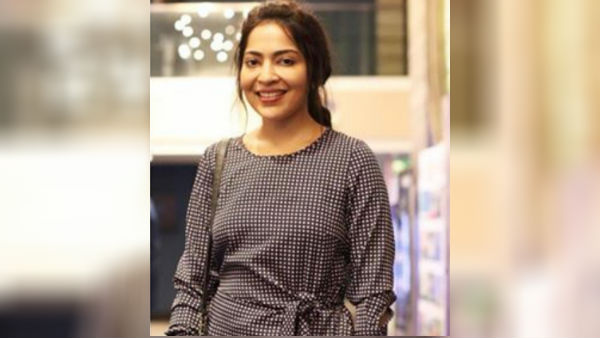  மேடம் என்றார்