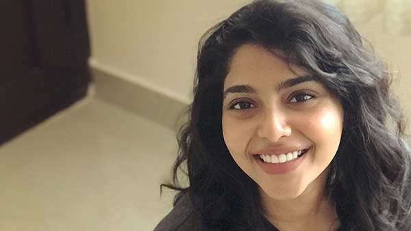 பாராட்டு 