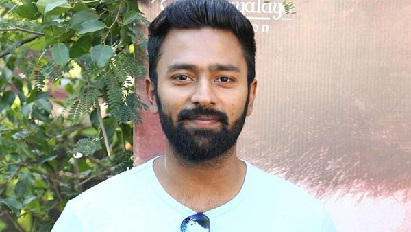 ரசிகர்கள் சண்டை ரசிகர்கள் சண்டை