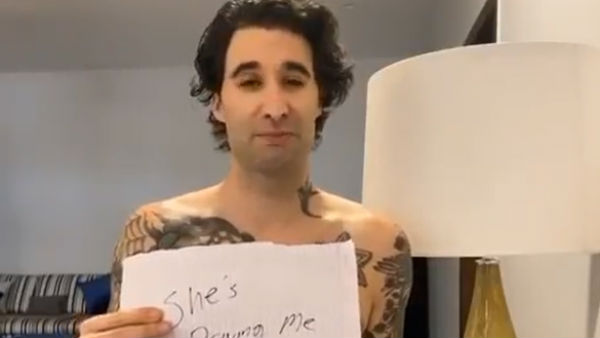 வாயில வைக்க முடியல 