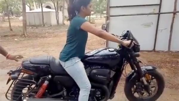 லாக்டவுன் லாக்டவுன்