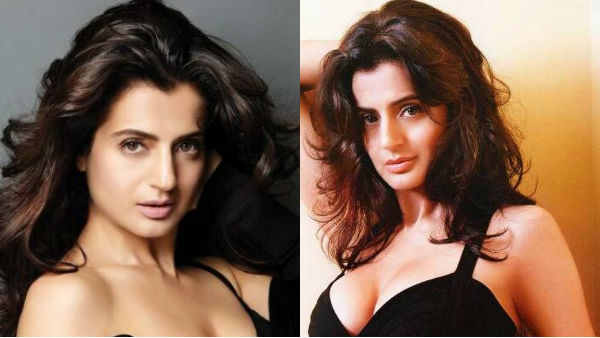 Ameesha Patel has posted a video of drinking water.