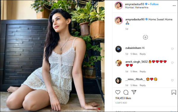 சந்தானம் ஜோடி 