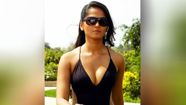 3 million followers on instagram thanks fans by anushka shetty