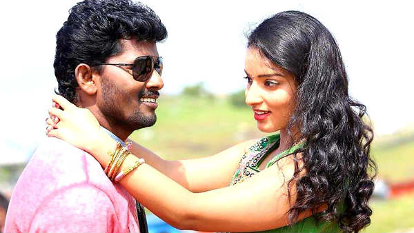 Vairamuthu wrote song lyrics by aruva sandai