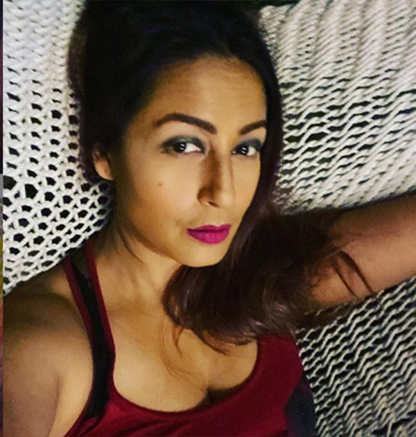 கிளாமர் காட்சி கிளாமர் காட்சி