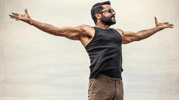 விமானத்தில் பாடல் 