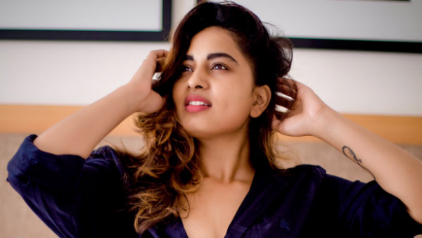 கிசுகிசுக்கள் 