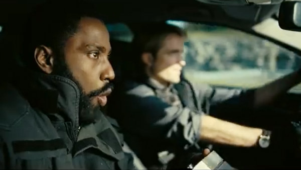 நல்லா உத்துப் பாருங்க