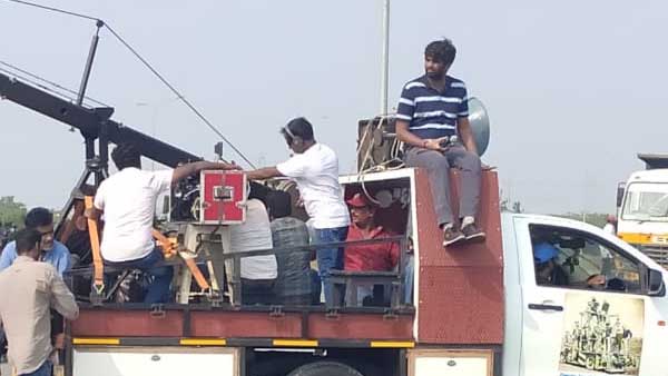 சீக்ரெட்டா செய்யும் இயக்குநர் சீக்ரெட்டா செய்யும் இயக்குநர்