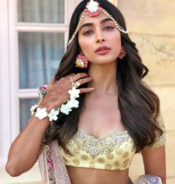 தெலுங்கில் பிரபலம்