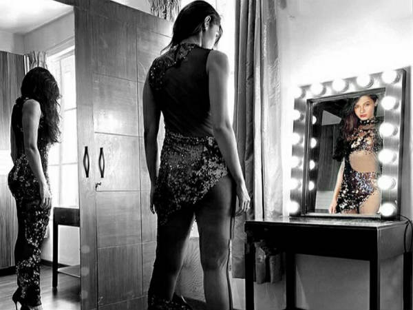 ட்ரான்ஸ்பரண்ட் உடை