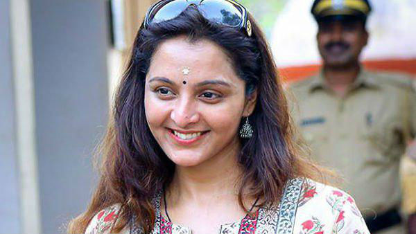 நிவின் பாலி 