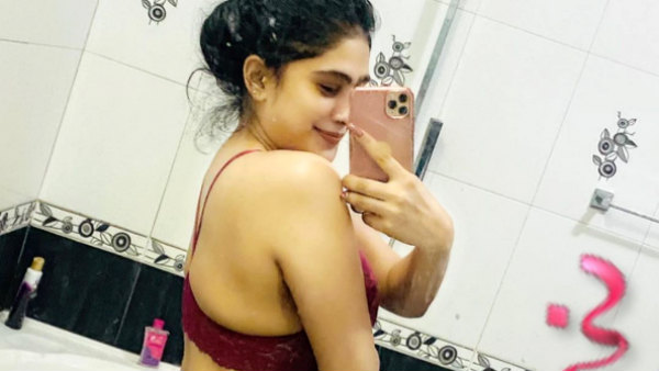 அதிக ஃபாலோயர்ஸ் 