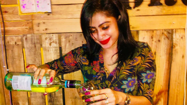 முகத்தில் பட்டாம் பூச்சி 