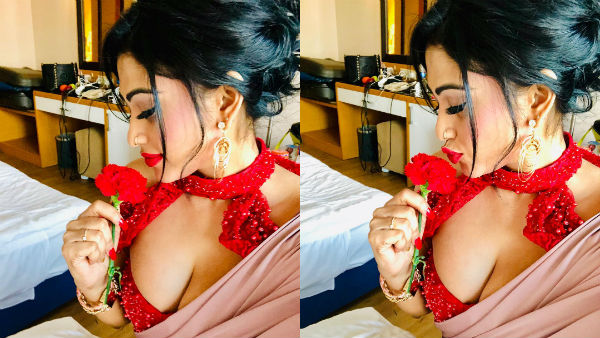 ரோஜாவுக்கு முத்தம்