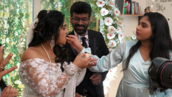 மகளே தோழி மகளே தோழி