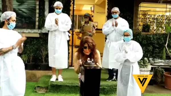 சல்மான் கானுடன் 