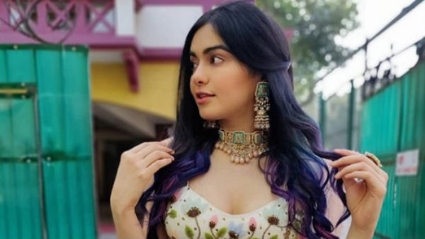 பாலிவுட்டா? டோலிவுட்டா? 