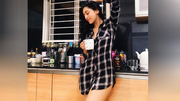 அதிகாலை 2 மணிக்கு 