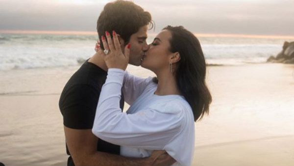 லிப் லாக்