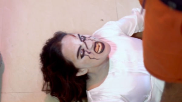 அடல்ட் ஹாரர் காமெடி