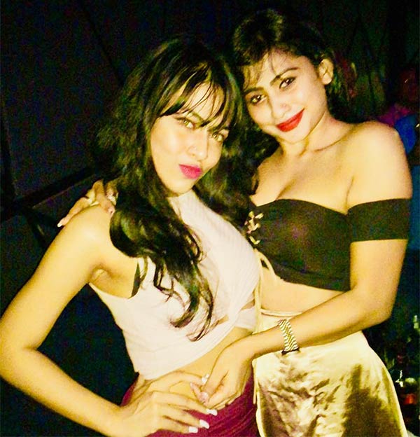 பார்ட்டி கேர்ள்